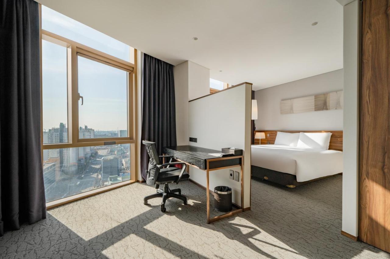Staz Hotel Ilsan Ni Eksteriør billede